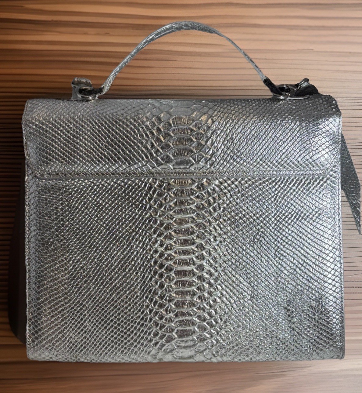 EMILY CHO Silver Embossed Python Leather Lady T S… - image 2