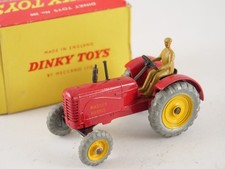 Dinky Toys Gb n°300 Massey Harris tractor tracteur jamais joué en boîte 1/43