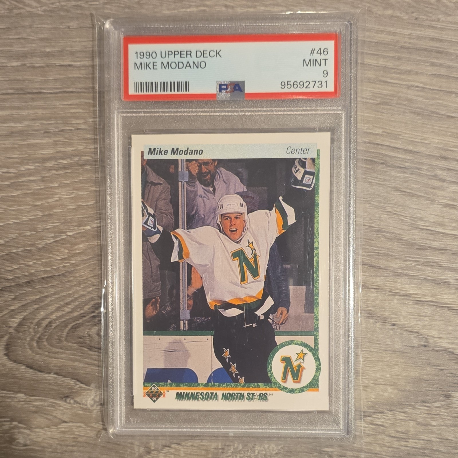Upper Deck 1990 Mike Modano #46 PSA 9 - Minnesota North Stars