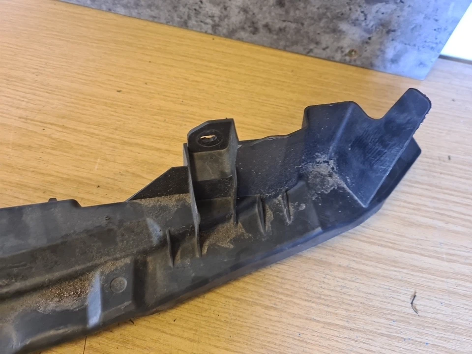 2011 MAZDA 2 1.5 PETROL ZY FRONT BOTTOM RADIATOR PANEL - Image 2 of 4