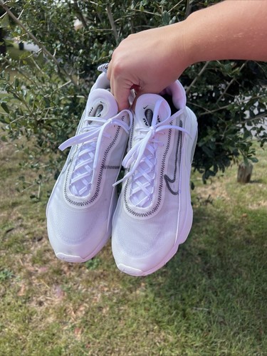 Nike Air Max 2090 White & Black Sneakers Shoes Women Size 11 CK2612-100 - Picture 11 of 15