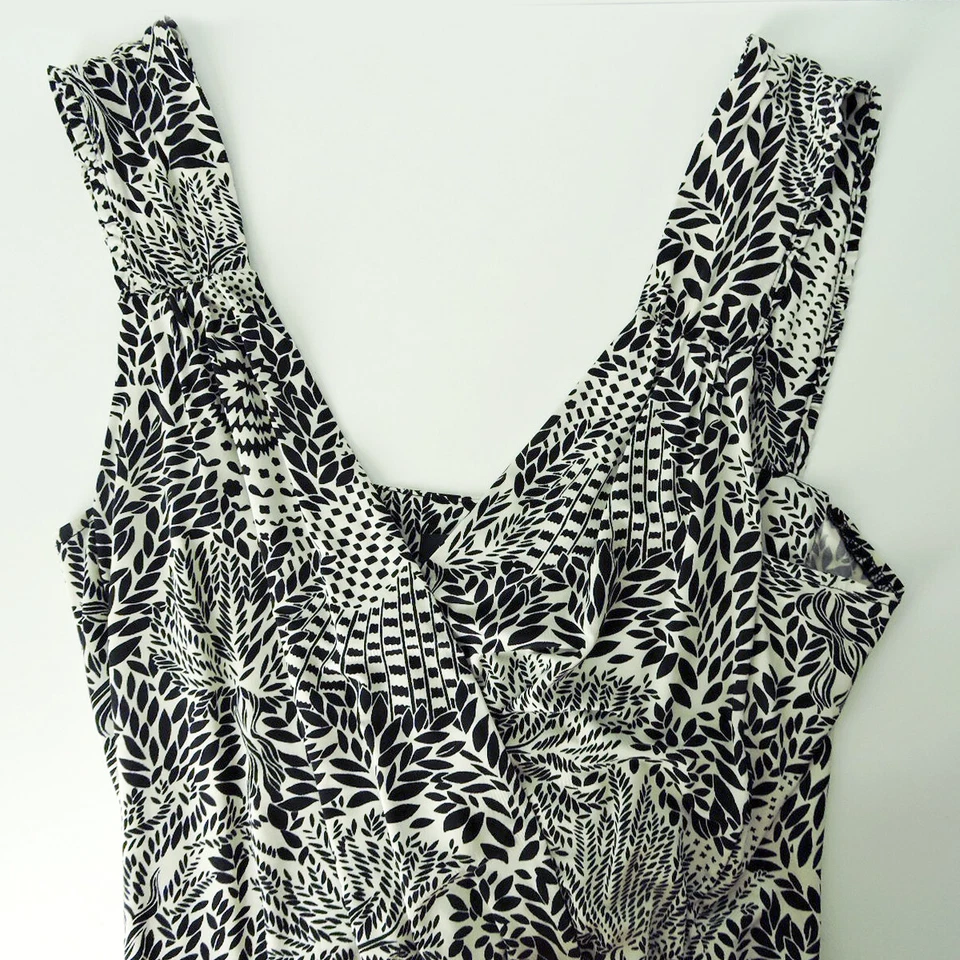 MARC Jacobs 球衣礼服缪尔森林印花白色黑色 V 领垂褶两侧尺寸 M — 第 4/4 张图片