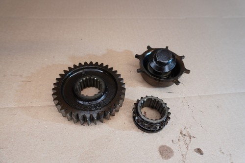 Honda NT400 NT BROS 400 NC25 primary gear engine motor - Picture 6 of 7
