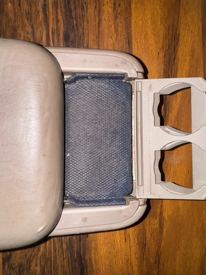 Land Cruiser Prado J90 Center Console Double head Top Brown / Tan - Image 4 of 4