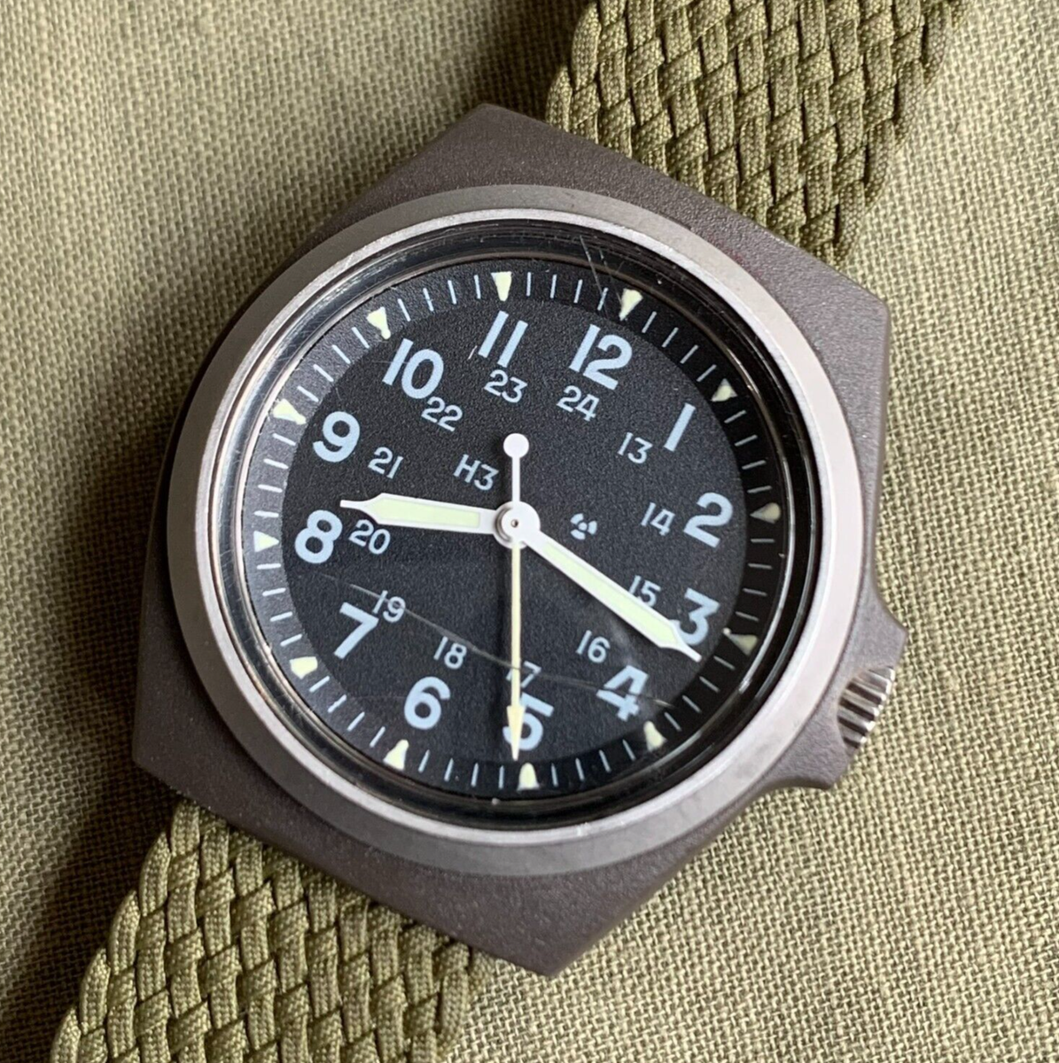 Stocker & Yale Sandy 184 US Military Issued Wristwatch - Cracked