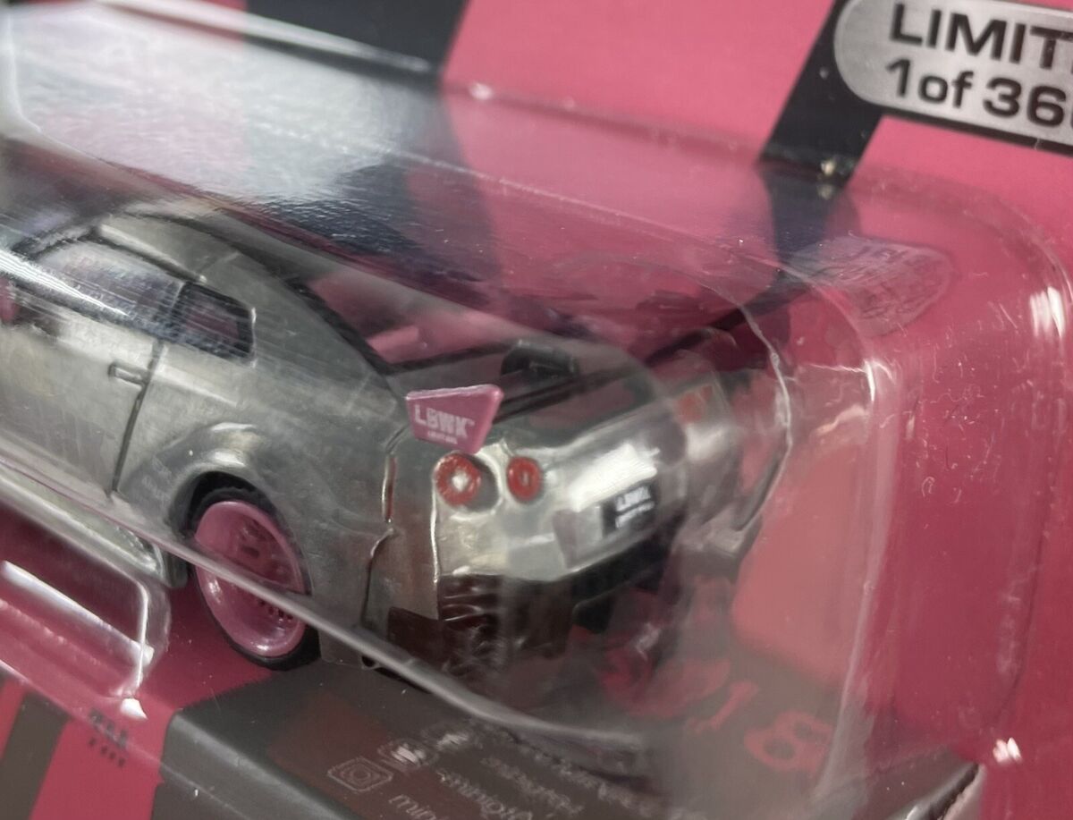 Mini GT LB-Silhouette WORKS GT NISSAN 35GT-RR Passion Pink 1 Mini GT LB-Silhouette WORKS GT NISSAN 35GT-RR Passion Pink 1