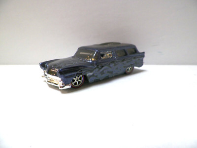 Hot Wheels-8 Crate- Premium