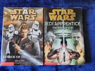 Set of 2 Star Wars PB Books Attack of the Clones & Jedi Apprentice