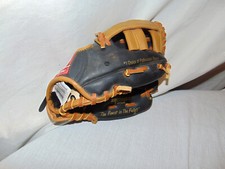 Rawlings Players Series Derek Jeter RBG158BT 9" Youth Mitt