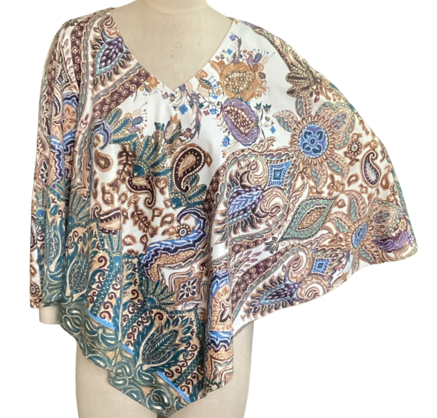 Chico's Poncho Faux Suede Paisley Floral Sz S/M #132M