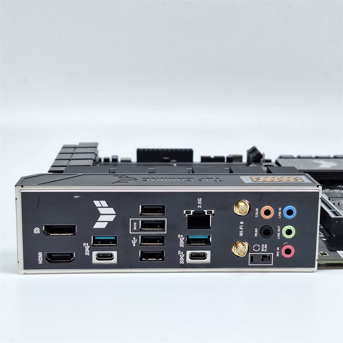 ASUS TUF Gaming B650-PLUS WiFi Socket AM5 Ryzen 7000 ATX Gaming