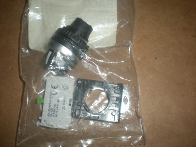 BACO Controls L21KE03-3E10 22mm Black 2 Pos Maint Selector  Switch- NOS - NIP