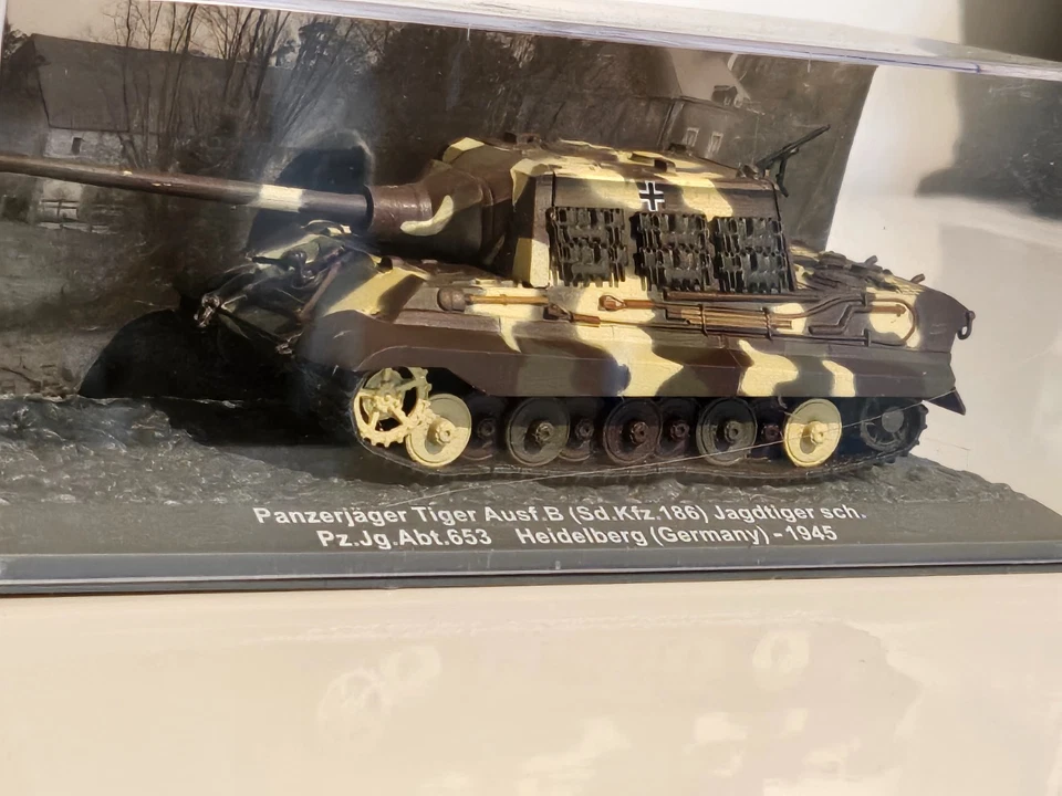 Panzerjäger Tiger Ausf. B (Sd.Kfz 186) Jagdtiger ALTAYA 1:72 - Bild 2 von 4