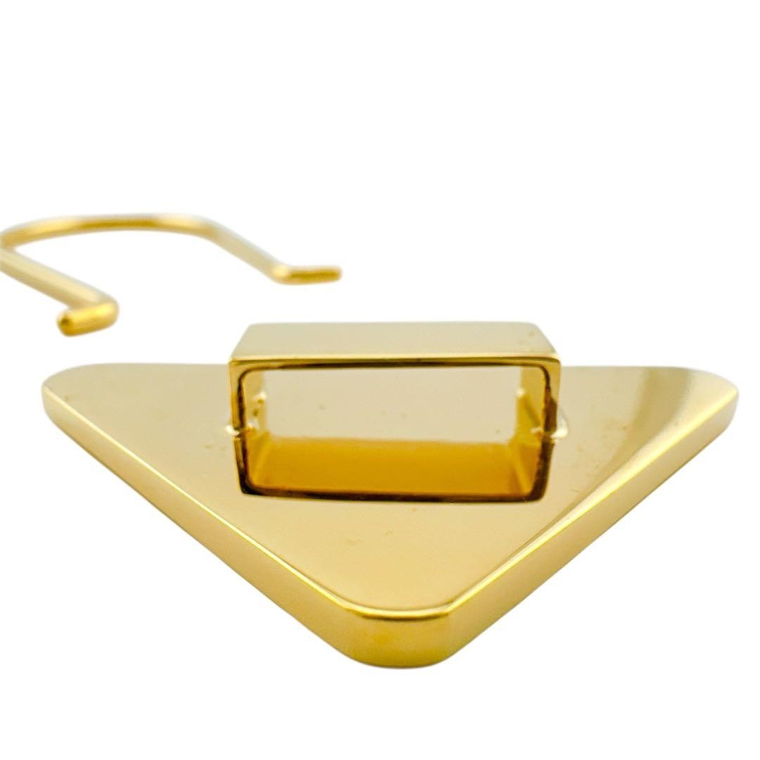 Excellent condition Prada GP triangular plate tri… - image 10