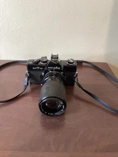 Minolta SRT 101 Black Body 35-105mm 3.2-4 Lens Read Descrip