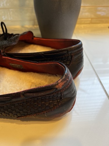 Mocasín UGG Australia para Hombres EE. UU. 11 Cuero Negro Forrado de Piel Sin Cordones 1007887 - Imagen 5 de 12
