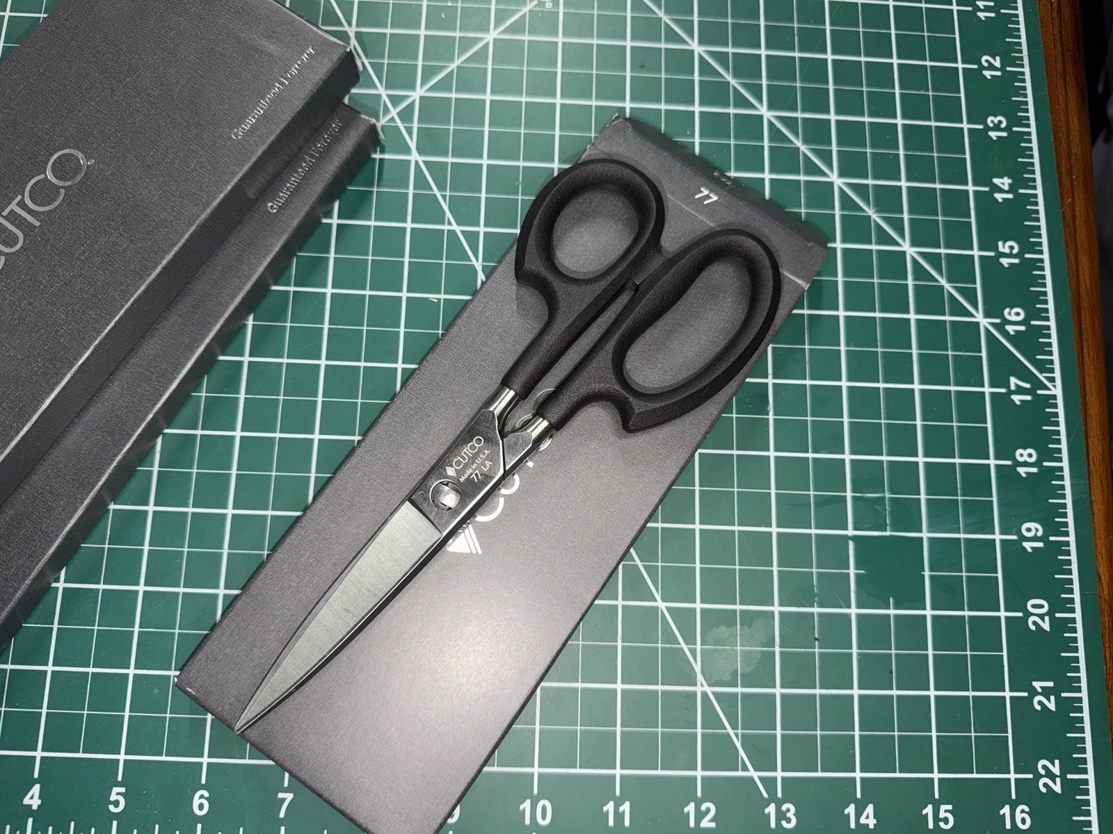 Cutco 77, Super Shears, Classic Black, Brand New In Box!!
Opens in a new window or tab