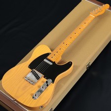 Fender Usa / American Vintage Ii 1951 Telecaster Maple Fingerboard Butterscotch