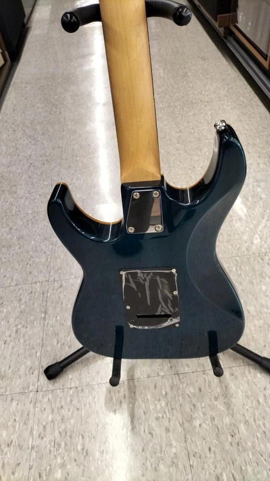 GRASSROOTS G-MR-CTM Usado Cuerpo de Arce Cuello de Arce Diapasón de Ébano con Estuche Suave Foto 4 de 4