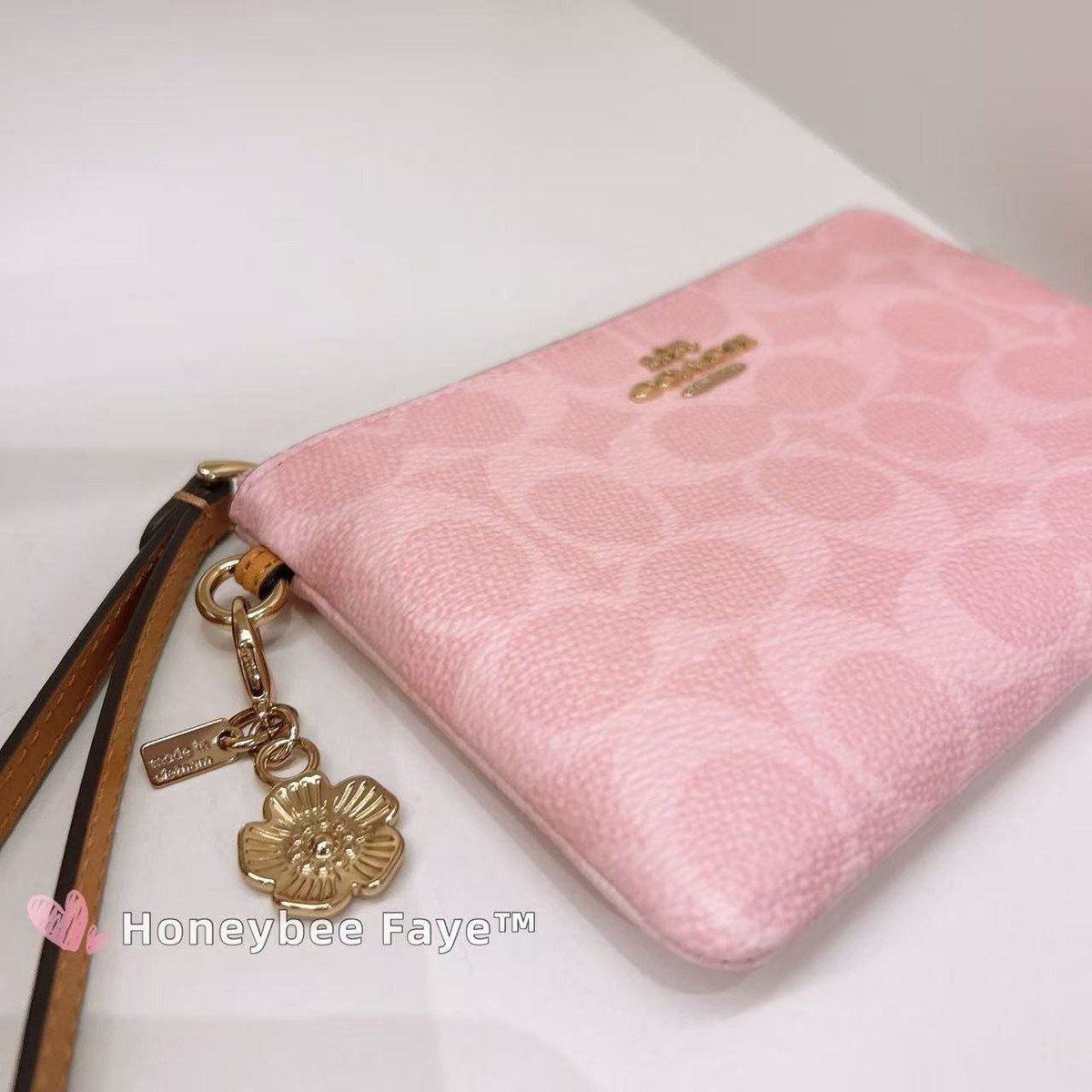 Coach CEF72 Corner Zip Wristlet Signature Canvas with Charm Gold