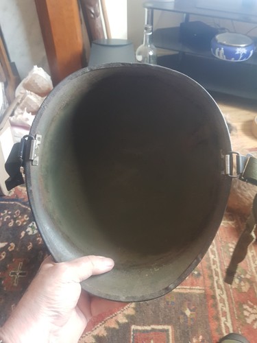 ww2 American m1 helmet,rear seam swivel bale macord,lot number 1260E.,1944,45. - Picture 8 of 20