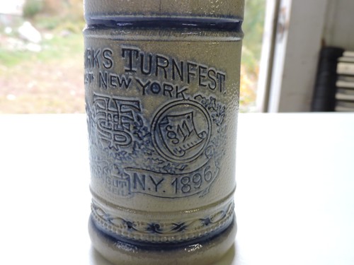 CENTRAL NEW YORK POTTERY MUG 26 BERZERKS TURN FEST - Picture 3 of 8