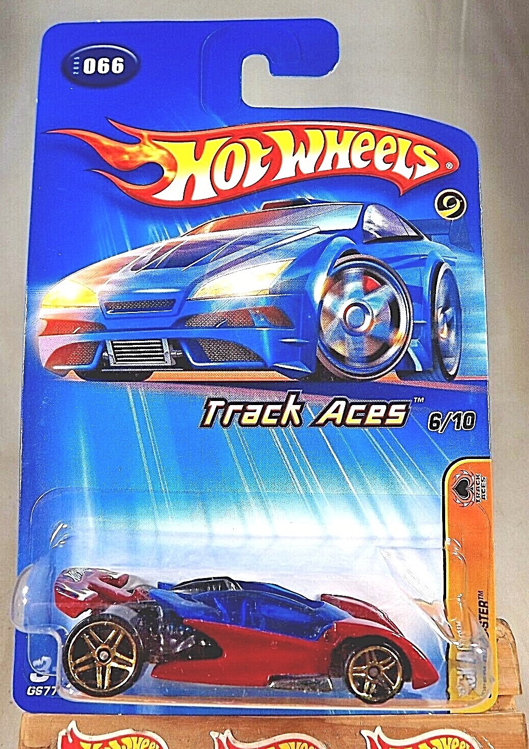 2005 Hot Wheels #66 Track Aces 6/10 OPEN ROAD-STER Dark Red w/oCenter-FlameTampo