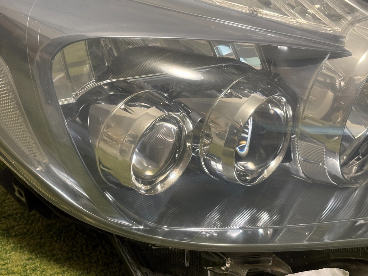 Toyota Genuine Prius ZVW30 2009-2011 Projector LED Headlight Lamp