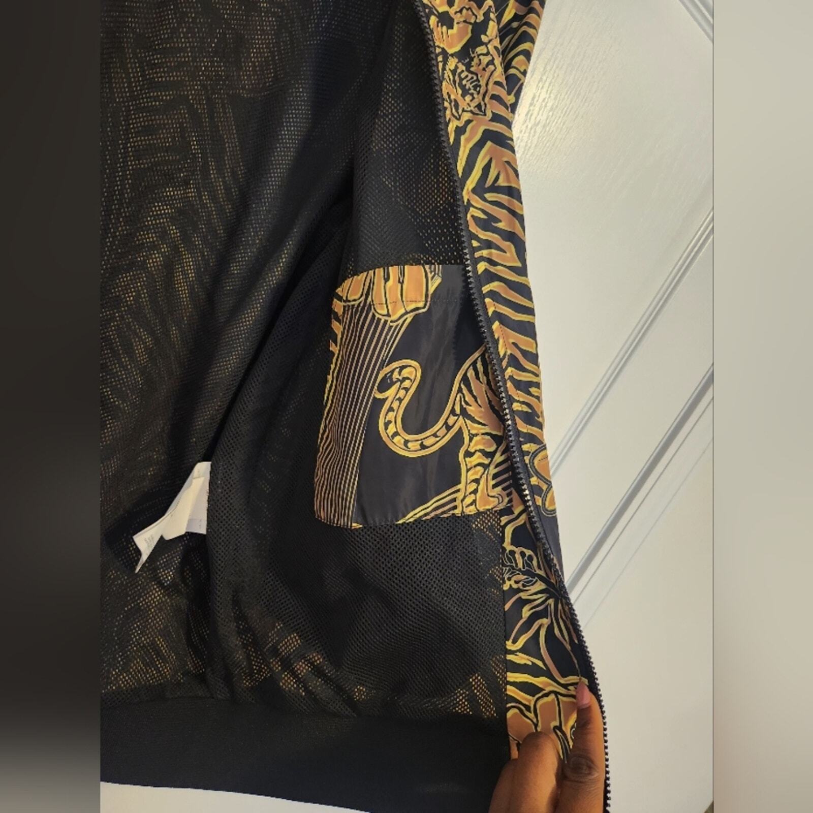 Authentic Versace Jacket US Medium - image 6