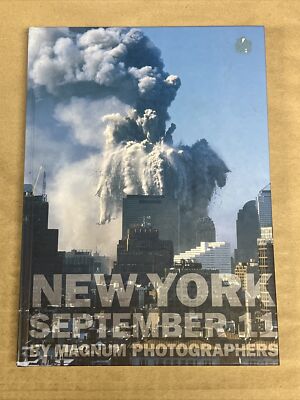 New York September 11 by Magnum Photographers [洋書] New York September 11 by Magnum Photographers: Fine