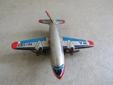 WORLD AIRLINES N-137 LITHO 3.25" TIN TOY JET AIRPLANE SAITO S2 MADE IN JAPAN A1