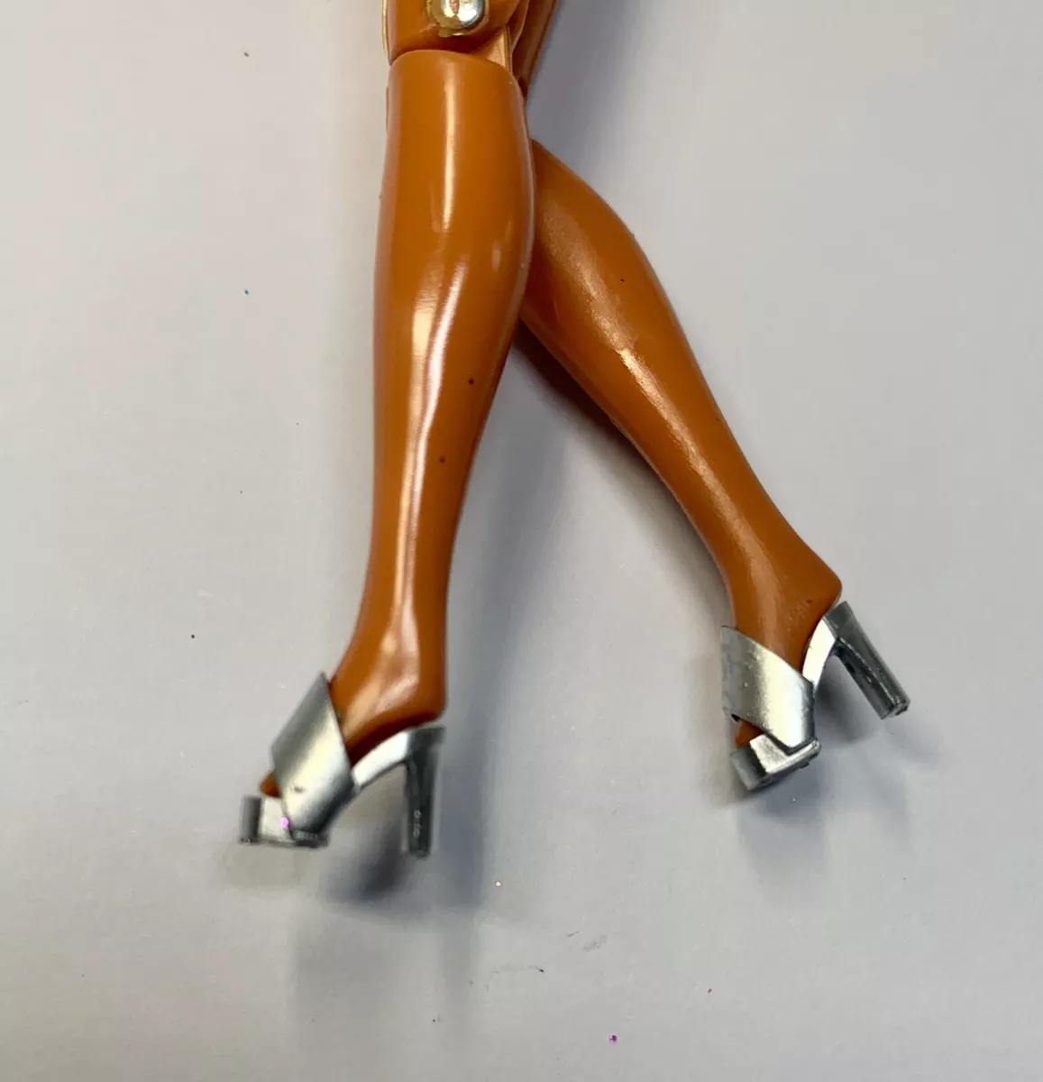 Plain shop silver shoes