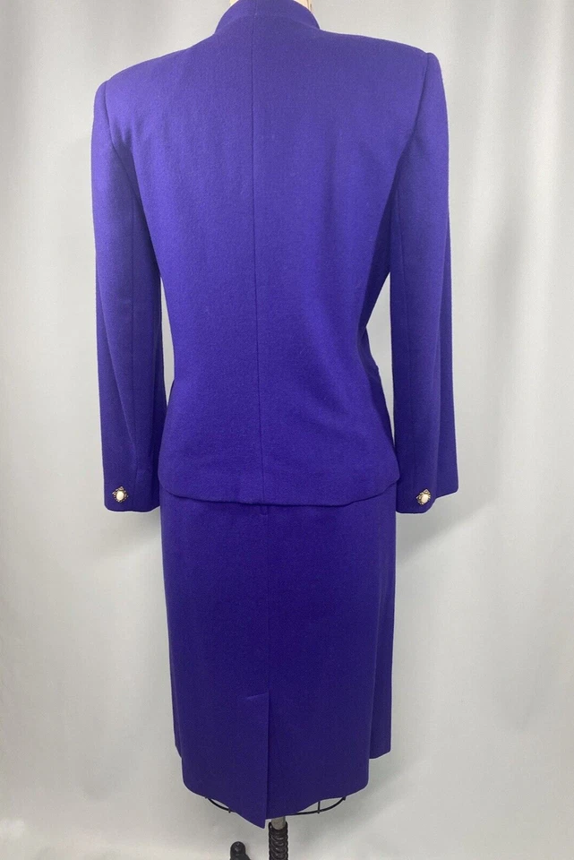 Mujeres Vintage Falda Traje TALLA 8 PEQUEÑO Púrpura Lana OLEG CASSINI Clásico Años 80 90 Foto 3 de 4