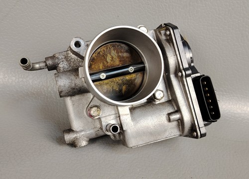 2007 SUBARU Legacy Forester impreza Exiga GT EJ20 2.0 throttle body 16112AA230 - Picture 1 of 20