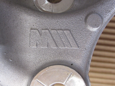 2008-2013 BMW E90 E92 E93 M3 FRONT RIGHT SIDE KNUCKLE CARRIER OEM  