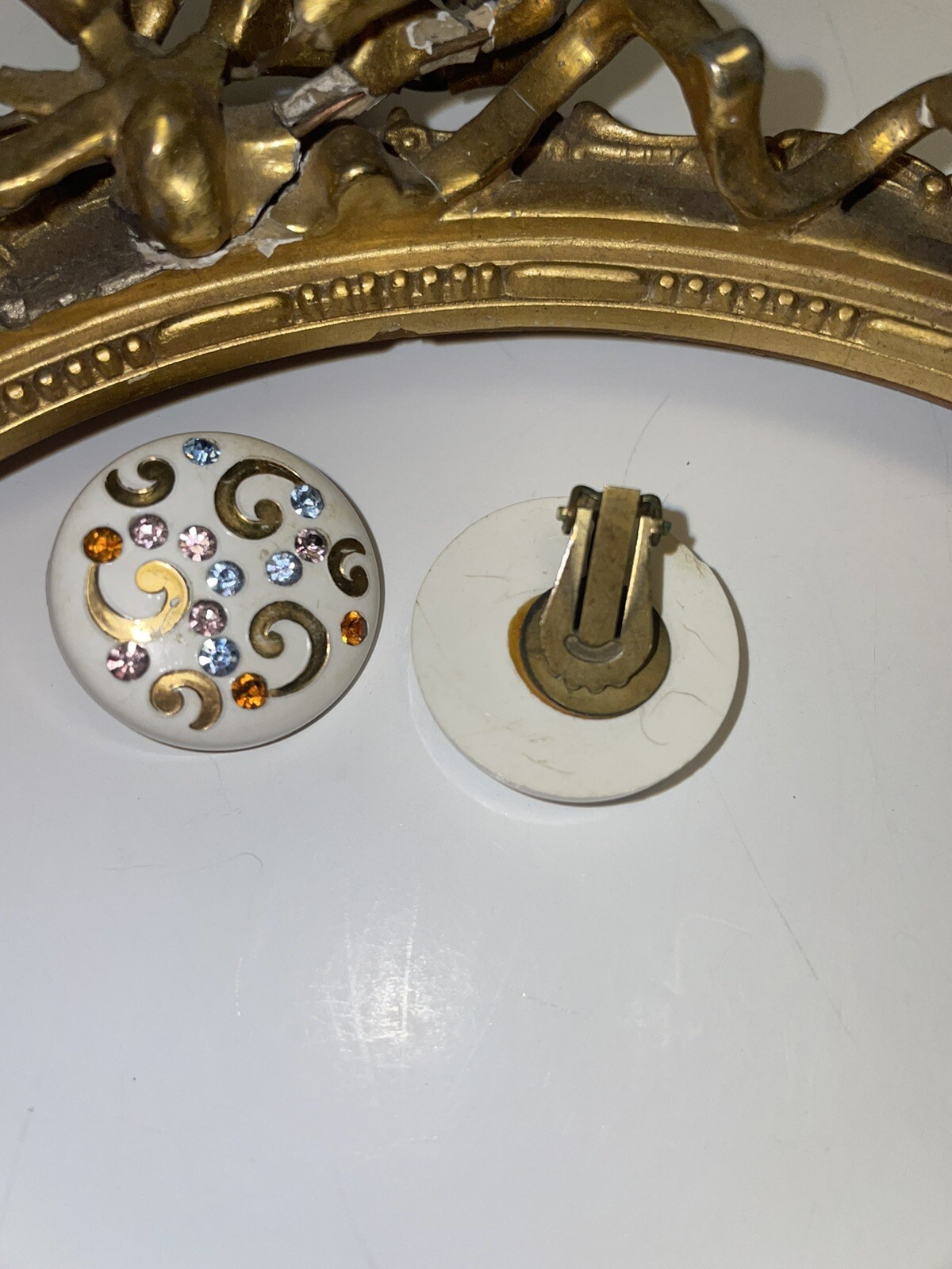Picture 2 of 4