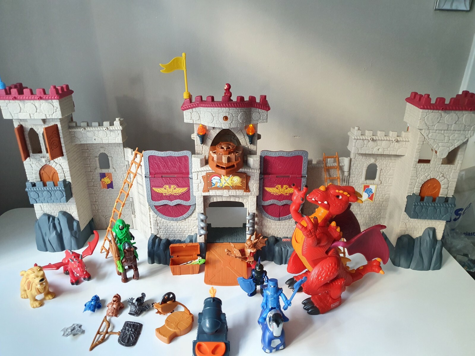 imaginext red dragon