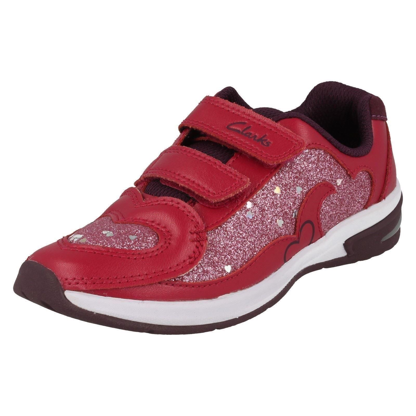 clarks piper trainers