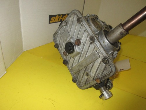 1999-2000 BRP Ski-Doo Skandic SWT transmission gearbox ass'y #M870156145 - Picture 6 of 8
