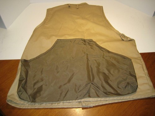 SafTbak Men's Khaki Hunting Fishing Vest Endorsed By " Jim "Catfish" Hunter" USA - Picture 4 of 6