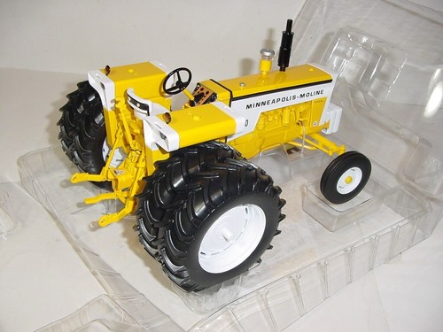 1/16 Minneapolis Moline G940 Tractor W/Duals NIB! 2016 Toy Tractor Times! - Picture 5 of 6