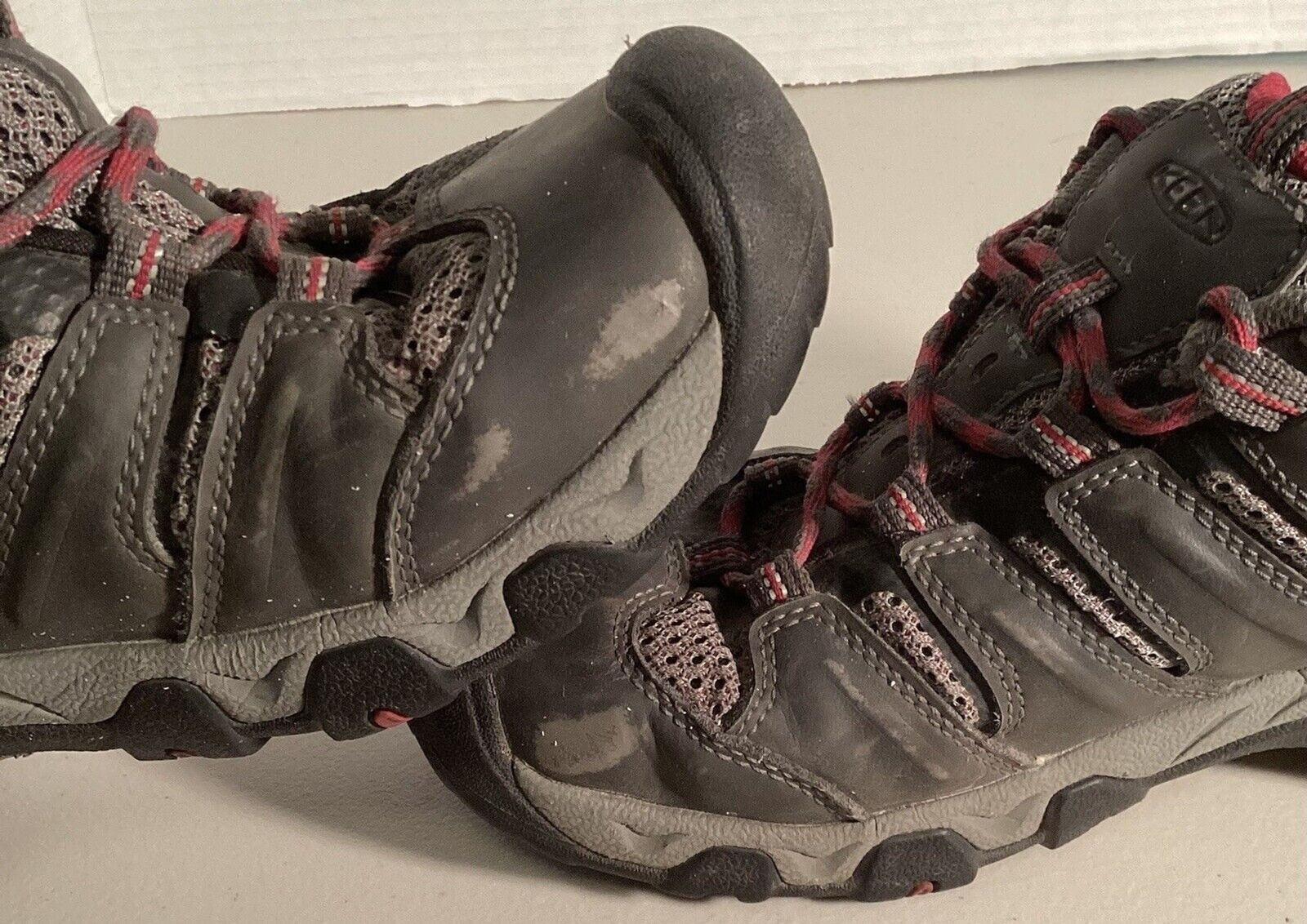 Scarpe da trekking Keen 1011280 donna taglia 9 impermeabili grigio rosa stivali bassi sportivi