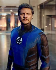 Pedro Pascal 8x10 Photo WM