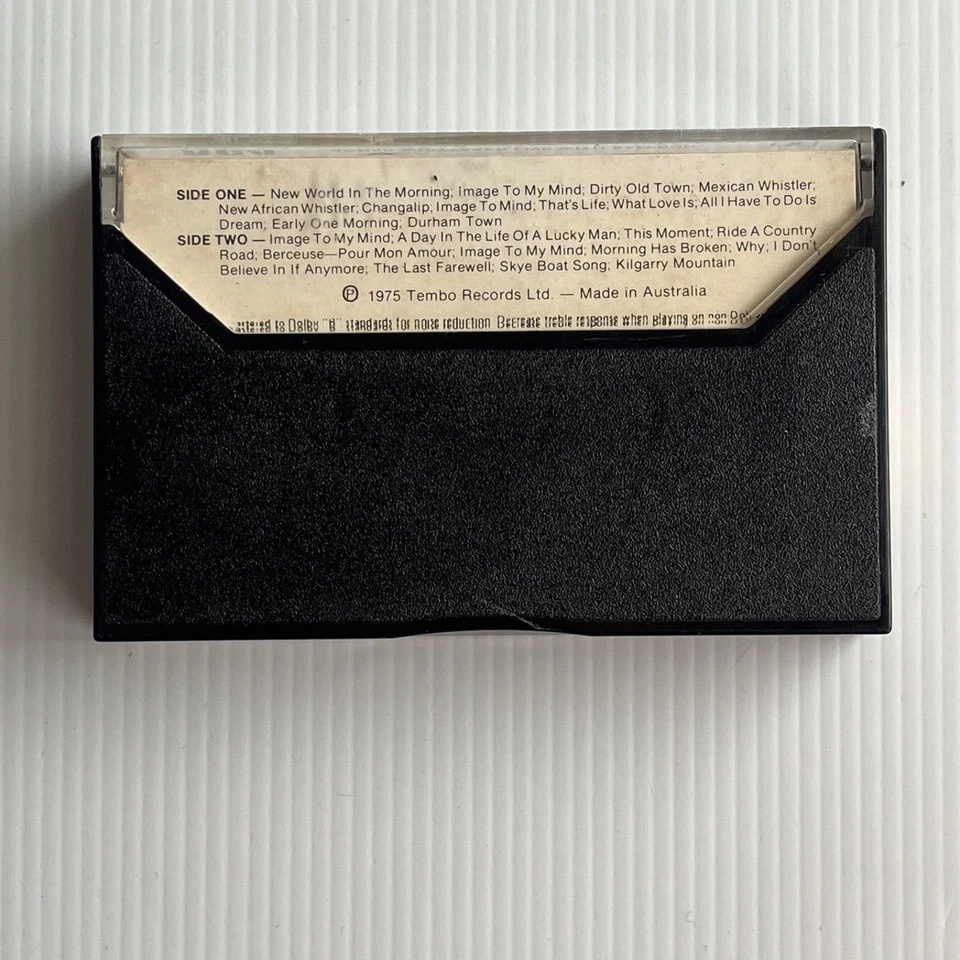 Roger Whittaker Live With Saffron Vintage 1975 Music Cassette Tape RARE - Image 2 of 4