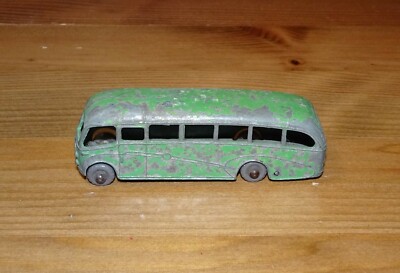 ミニカー MATCHBOX No.21 a Bedford Coach 1st Matchbox 21b, Bedford Coach - Free Price Guide & Review