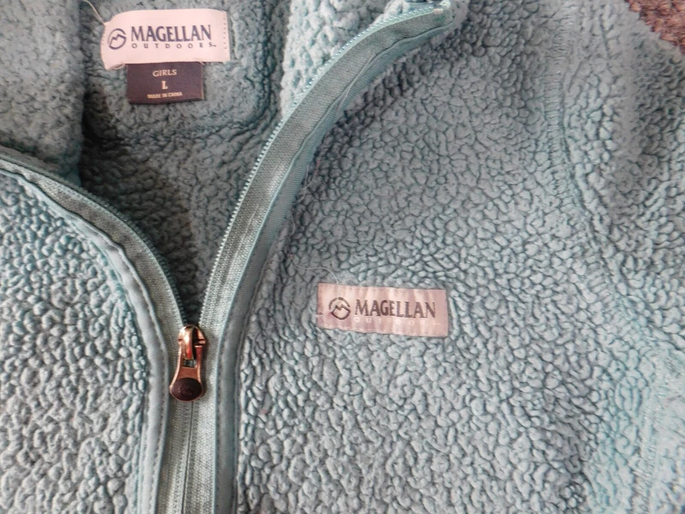 Magellan Girls Sweater Large Blue Full Zip quilted hoodie - Image 4 of 4