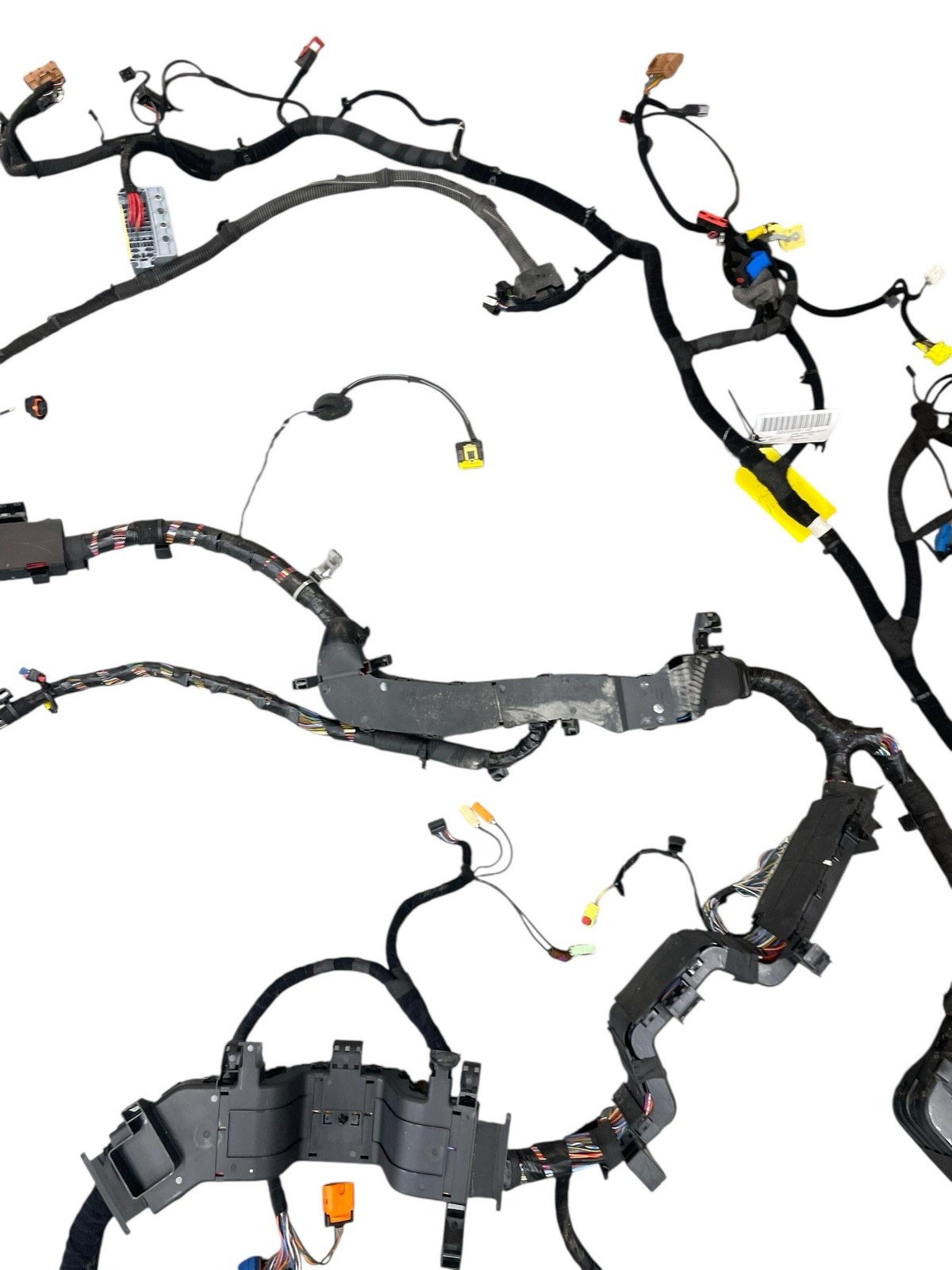 2017-2024 MASERATI LEVANTE 3.0L BODY WIRE HARNESS 0670105913010348