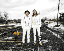 * THE LUMINEERS * signed 8x10 photo * WESLEY SCHULTZ & JEREMIAH FRAITES * COA *