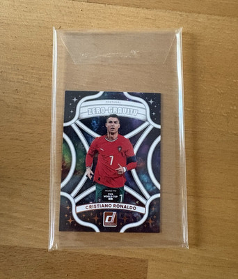Panini Donruss Road to FIFA World Cup 26 Zero Gravity #20 Ronaldo Portugal