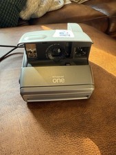 Polaroid One Instant Flash Film Camera Silver untested